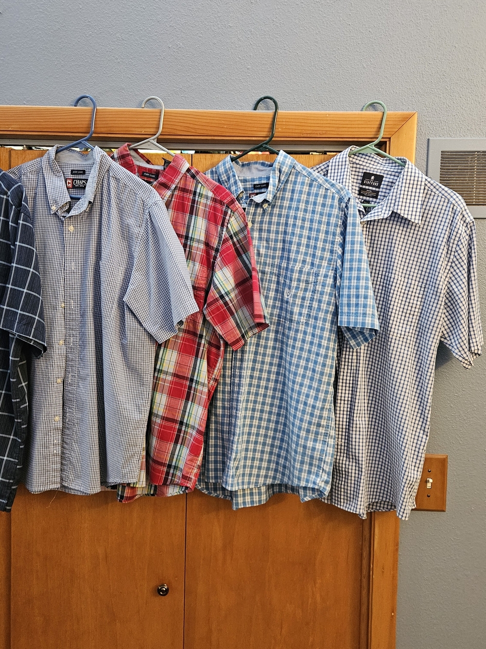 8 Short Sleeve Dress Shirts Large